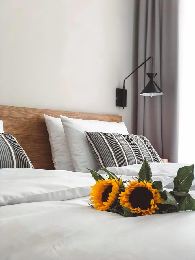 Bed and Breakfast Poznanska19 Nowy Tomyśl Esterno foto